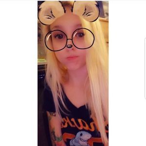 Meet your Posher, Angela